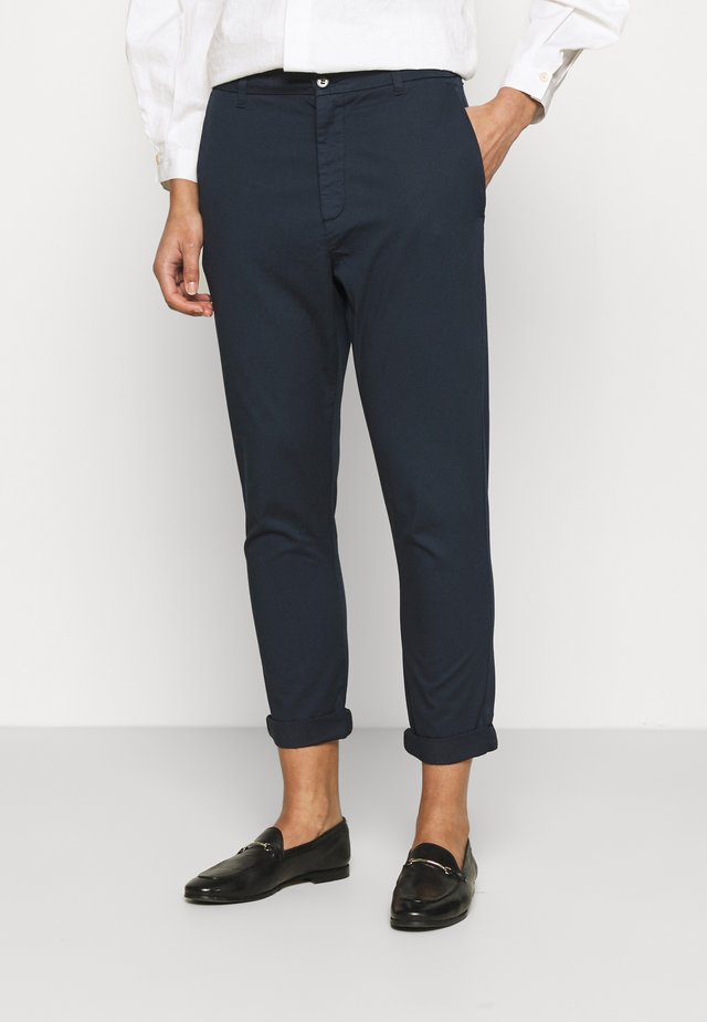 NEWS EDIT - Chinosy - dark blue