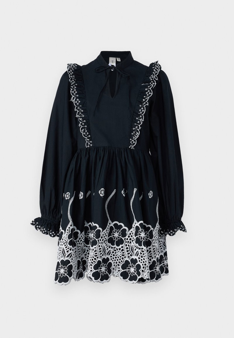 YAS Petite Jurk zwart