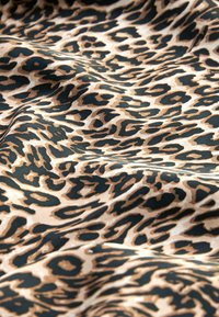 Next CAMI MIDI SLIP TALL - REGULAR FIT - Vapaa-ajan mekko - brown leopard print