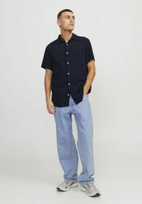 Jack & Jones RELAXED FIT   - Overhemd - sky captain