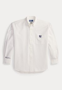 Δεν επιλέχθηκε, white