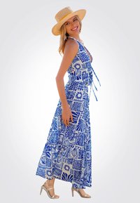 Cupshe ALLURING COVER-UP - Doplňky na pláž - blue floral