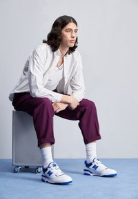 New Balance 550 UNISEX - Sportbačiai - white/royal