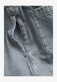 Nem kiválasztott, grey denim