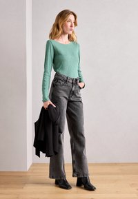 Marc O'Polo LONG SLEEVE BOAT NECK - Top dugih rukava - smooth green