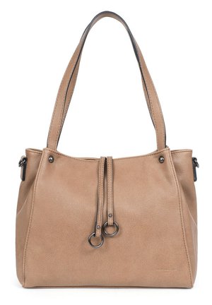 Tan faux leren draagtas met dubbele schouderbanden, trekkoordsluiting en decoratieve metalen ringen. Gladde textuur en minimale hardware-accenten.
