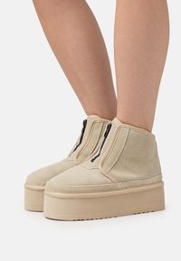 Even&Odd Kotníková obuv - beige