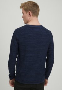 Blend BHPULLOVER - Trui - ensign blue