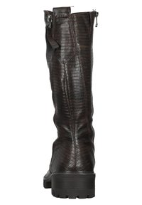 Botte hauteur genou à motif marron, fabriquée en matériau texturé, avec un talon épais et une fermeture éclair sur le côté pour un enfilage facilité.