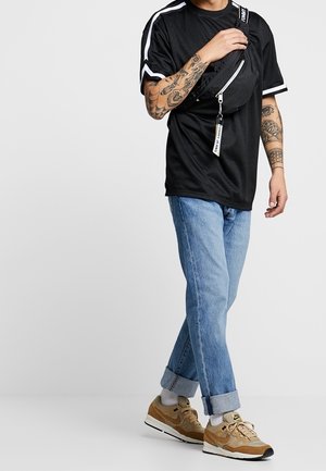 Urban Classics, T-Shirt print - black