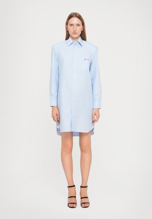 LIGHT BLUE PADDED EMBROIDERED SHIRT DRESS - Blousejurk - light blue