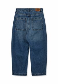 Dunkelblaue Denim-Bermudashorts im klassischen Schnitt, ausgestattet mit zwei Gesäßtaschen und einem Leder-Label-Patch am Bund.