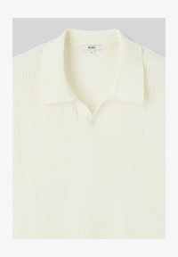 Sélectionné, blanc écru