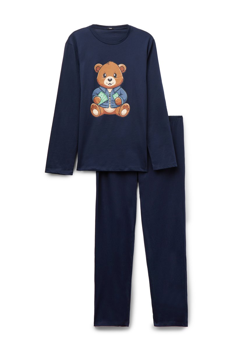 Tmavě modrý bavlněný pyžamový set obsahující halenku s dlouhým rukávem s potiskem kresleného medvěda a odpovídající kalhoty. Měkká a lehká látka.