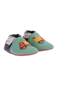 Groene leren peuterschoenen met een grijze elastische kraag, versierd met speelse vrachtwagenontwerpen in rood en geel. Zachte bruine zool voor grip.