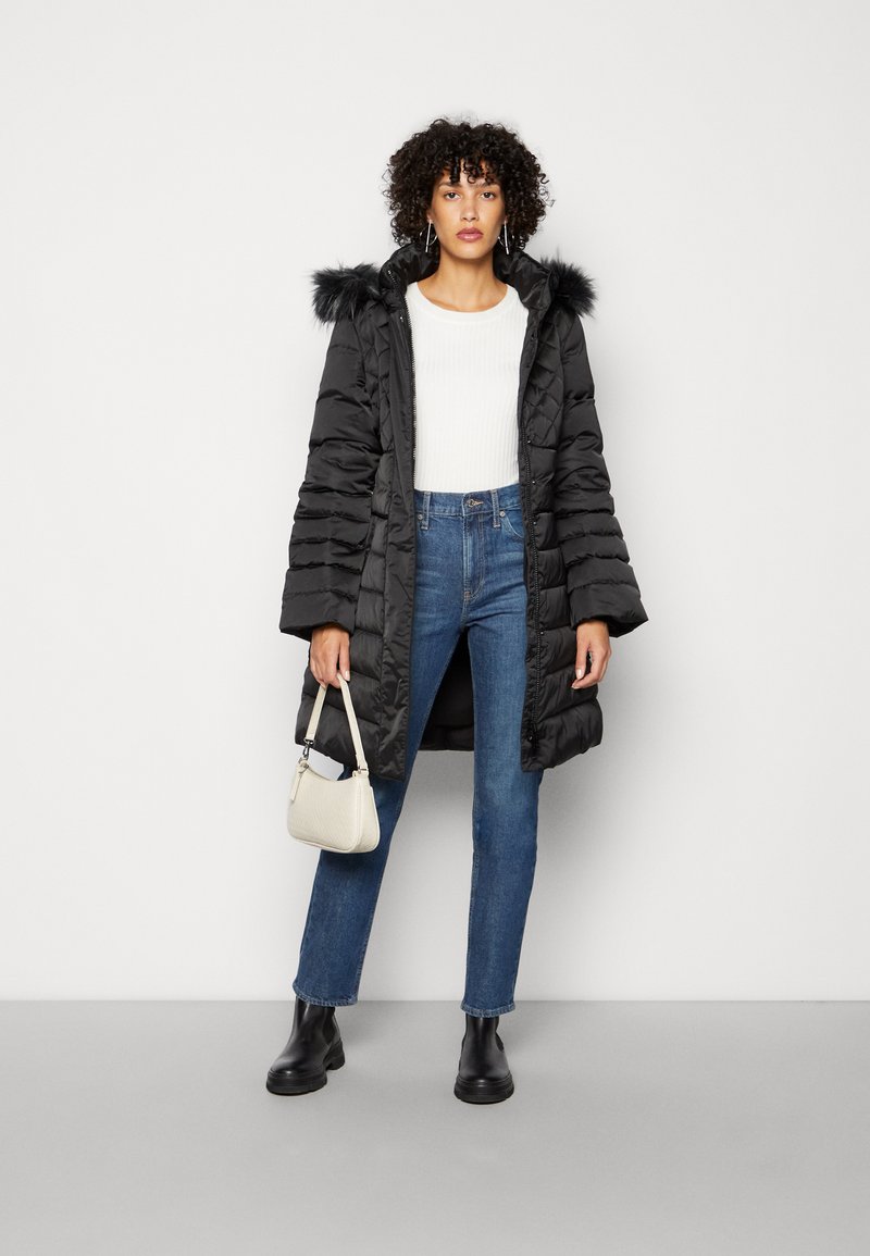 GAP Jeansy Straight Leg - Zdjęcie 2