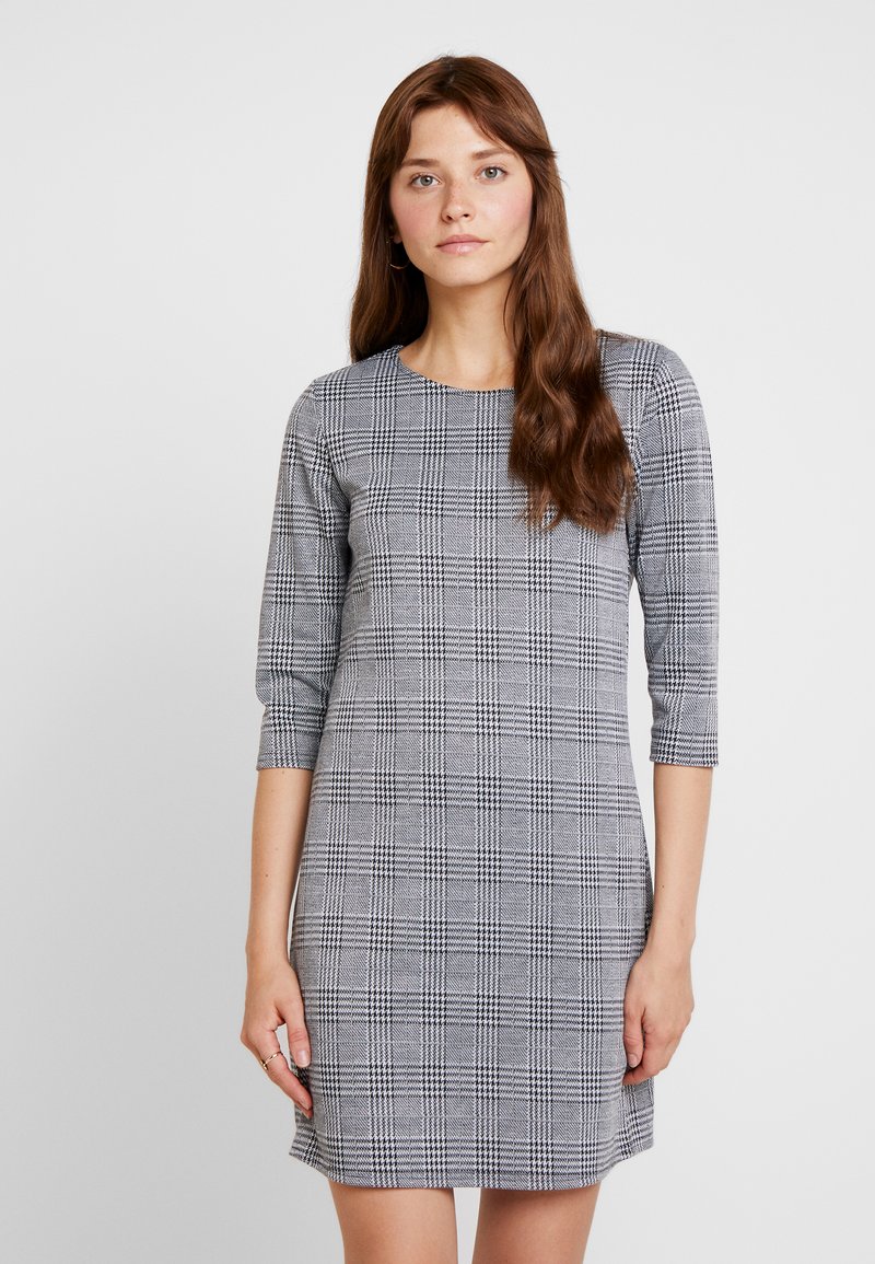Vestido ONLY Onlbrilliant 3/4 Jrs Noos: Vestido Grande Con Tirantes Finos (Tela Fluida)