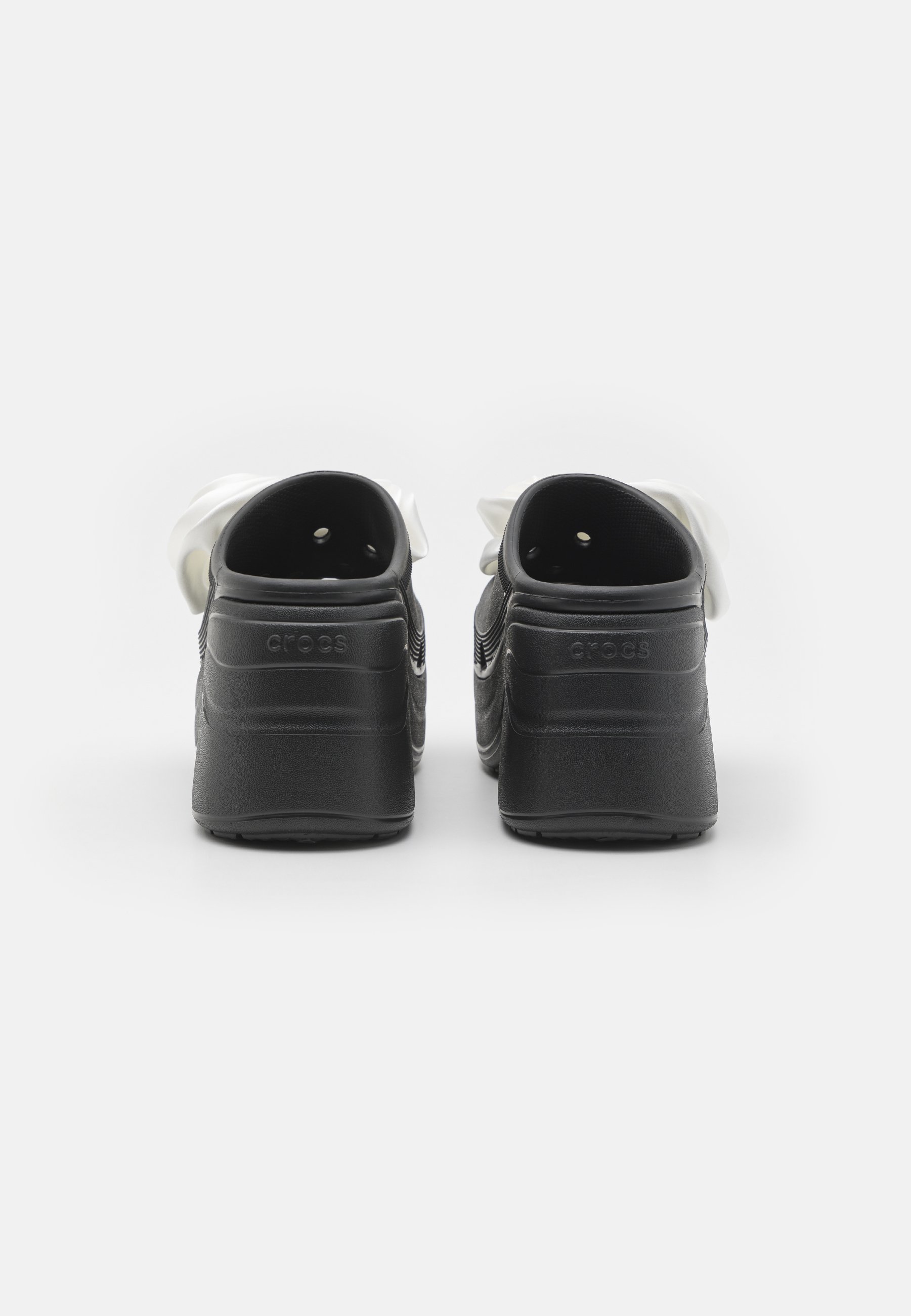 Crocs SIREN ROSETTE UNISEX - Heeled mules - black - Zalando.co.uk