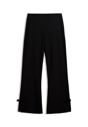 Bershka AND KICK  - Stoffhose - black