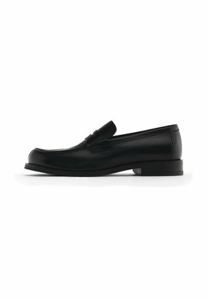 Moccasins - black