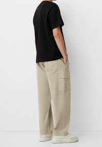 Bershka Cargobyxor - sand