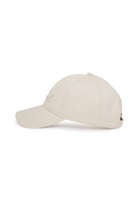 Căciulă de baseball bej, din bumbac, cu o visieră curbată, logo brodat în față și curea ajustabilă în spate. Textură netedă.