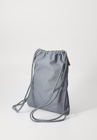 Nike Sportswear HERITAGE DRAWSTRING UNISEX - Hátizsák - smoke grey/summit white