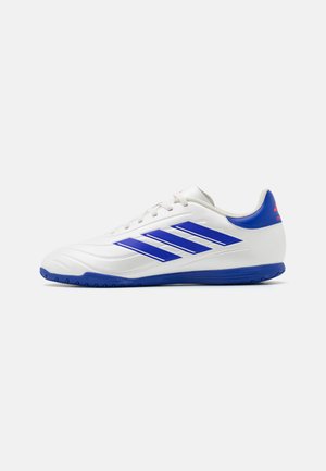 adidas Performance COPA PURE 2 CLUB IN - Botines de fútbol sala - footwear white/lucid blue/solar red