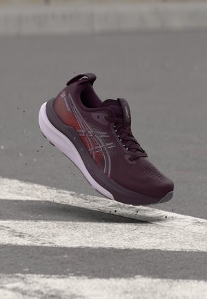 ASICS GEL KAYANO 33 - Παπούτσια για τρέξιμο σε δρόμο - dark aubergine/dahlia