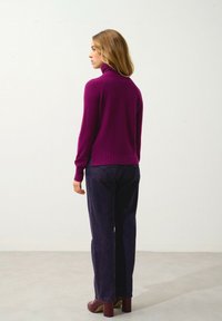 Authentic Cashmere - Sweter