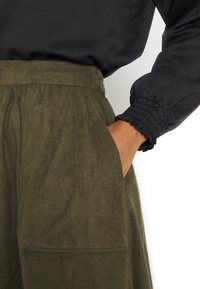VILA VICHOOSE SKIRT - Minijupe - forest night