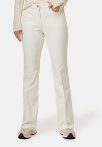 Gerry Weber FLARED - Trousers - whisper white washed