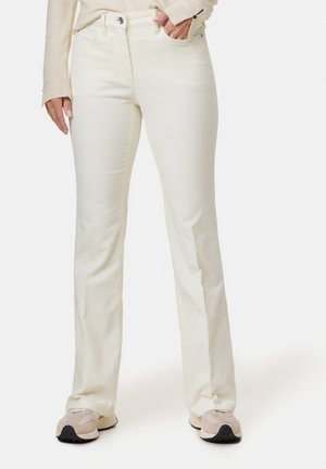 Gerry Weber FLARED - Trousers - whisper white washed