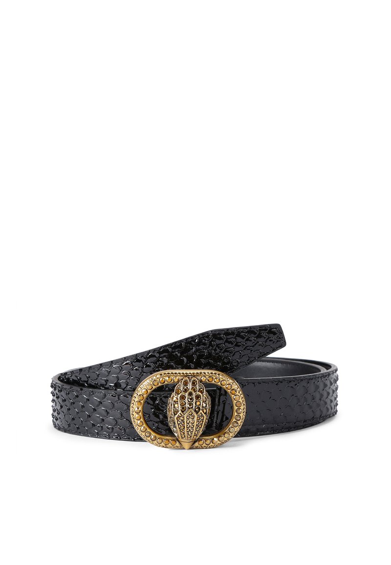 Ceinture en simili cuir noir avec une finition texturée, dotée d'une boucle en or ornée de détails raffinés et de pierres.