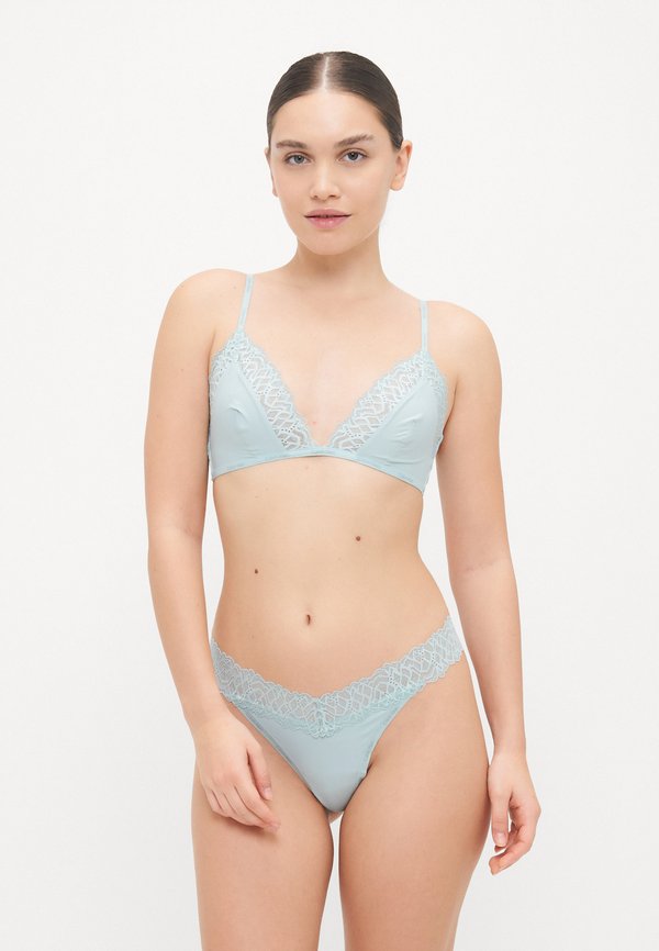 WIRE FREE TRIANGLE SOFT STRETCH LACE - Triangle bra - ether4