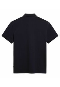 Tummansininen polo-paita, jossa on klassinen kaulus, lyhyet hihat ja sileä puuvillakangas. Ominaisuutena on yksinkertainen muotoilu ilman näkyviä logoja.