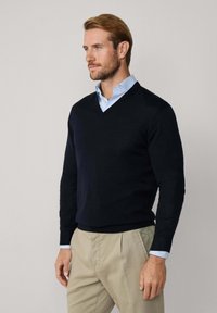 Hackett London Svetr - midnight blue