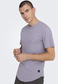 Only & Sons ONSMATT LIFE LONGY TEE  - Jednoduché tričko - purple ash