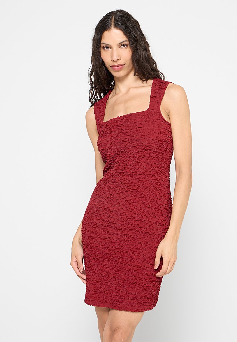 Vero Moda Etui-jurk bordeauxrood