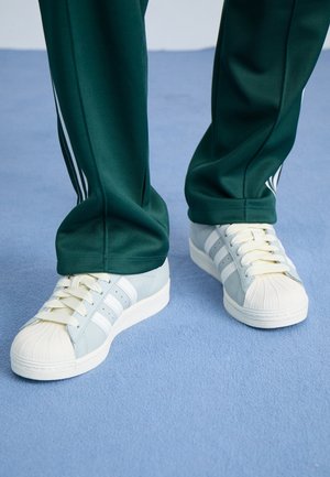 Sneakers laag - silver-coloured