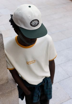 PULL&BEAR BOAT CAP - Kapa - white