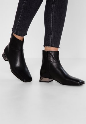 Vagabond, Bottines - black