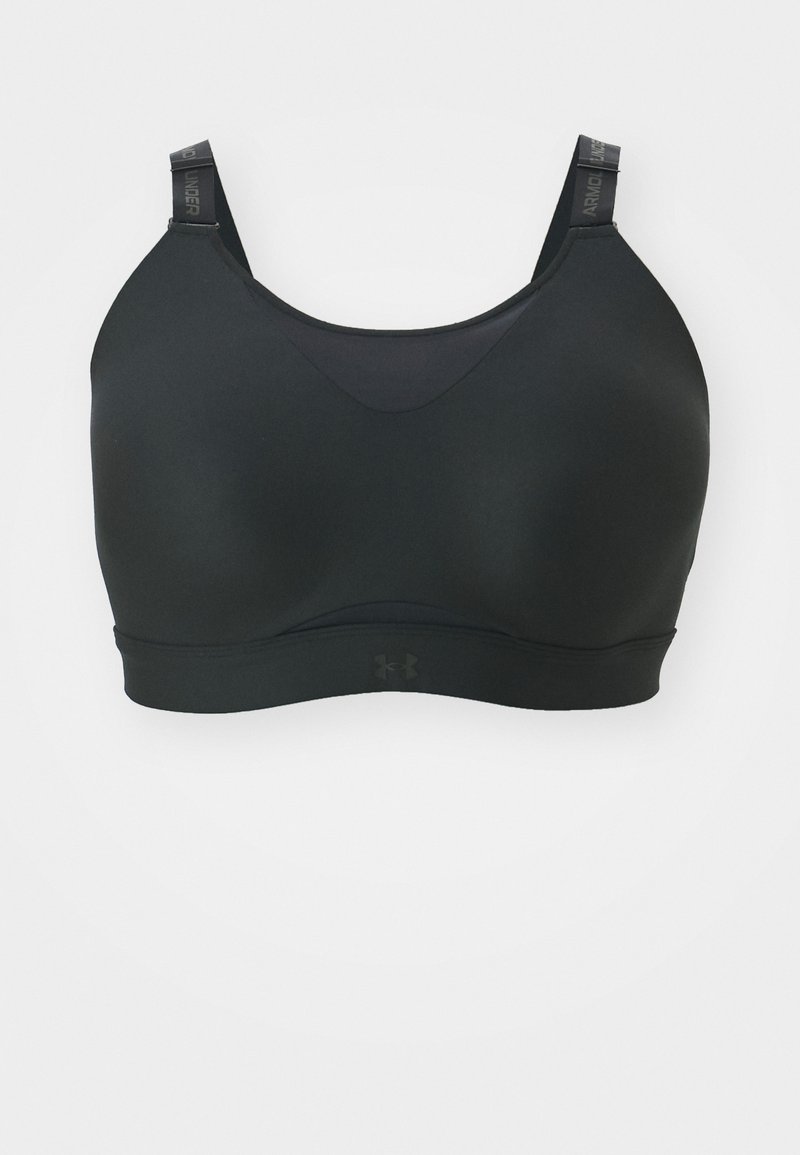 Sujeción deportiva negra con un acabado suave, diseño de escote en V, tirantes ajustables y una banda ancha que presenta el logo de Under Armour.