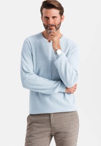 Ombre Strickpullover - light blue
