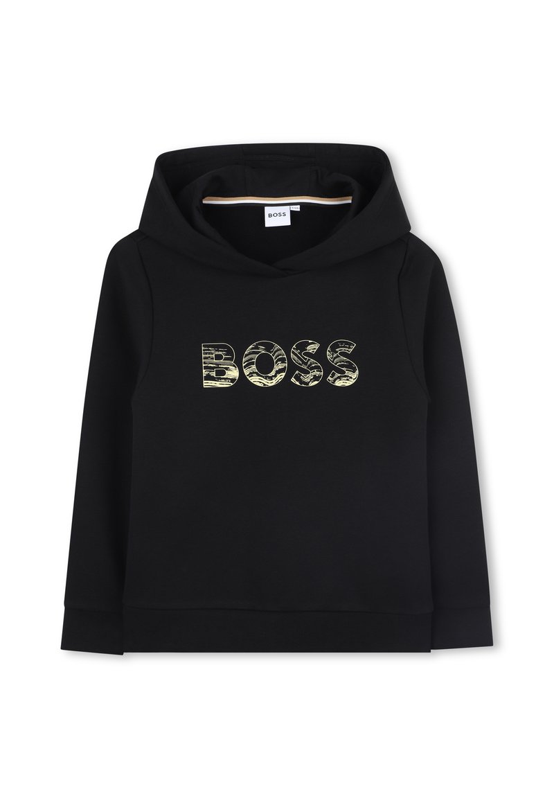 Črna kapuca z mehkimi vlakni, z velikim, teksturiranim zlatim logotipom "BOSS" na sprednji strani. Nastavljiv kapuco z vrvico.