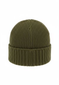 Cappello a berretto in maglia verde oliva con texture a coste e risvolto. La cima è arrotondata e il design complessivo è semplice e funzionale.