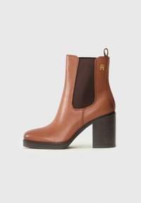 Botins de salto alto - tawny russet
