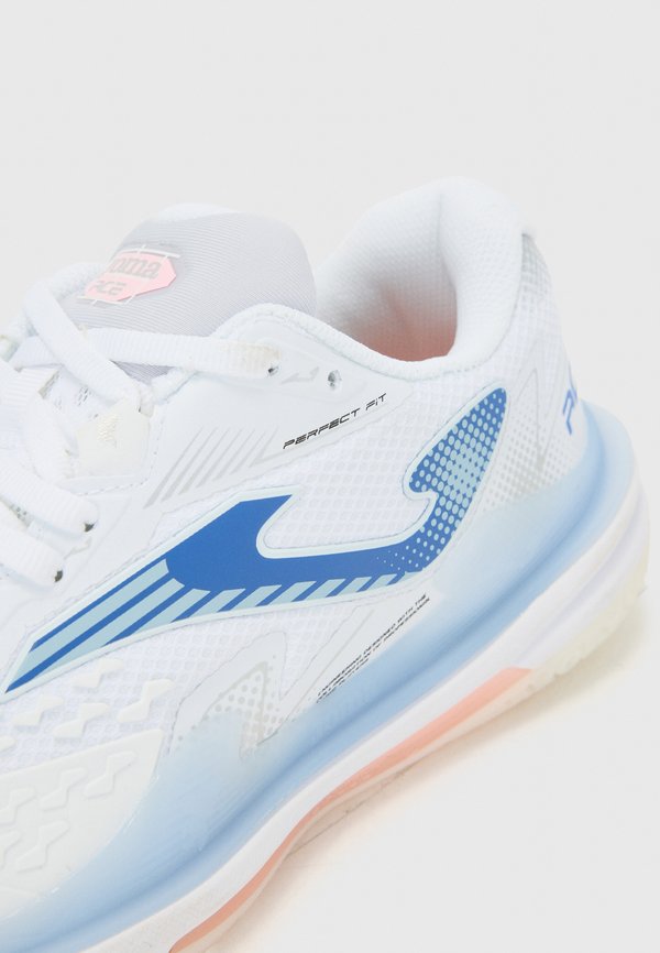 ACE LADY - Multicourt tennis shoes3