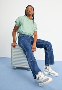 Carhartt WIP NASHUA DOUBLE KNEE PANT - Traperice opuštenog kroja - blue