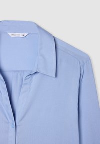 CLASSICA TINTA UNITA - Camicia - celeste